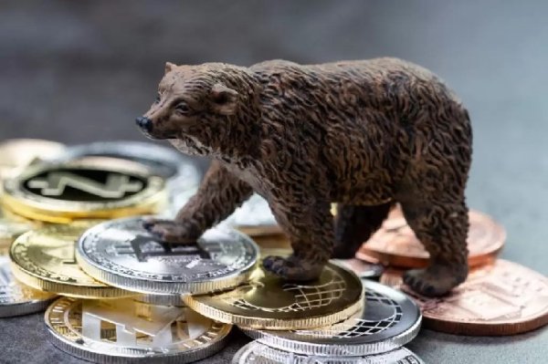Renowned Analyst Says, &lsquo;Bitcoin is Actually in a Bear Market Right Now,&rsquo; Announces When He Expects the Bull Market to Return