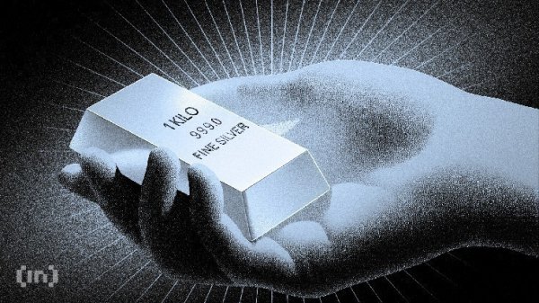Silver Hits All-Time High, But What Does It Signal For Bitcoin&rsquo;s Next Move?